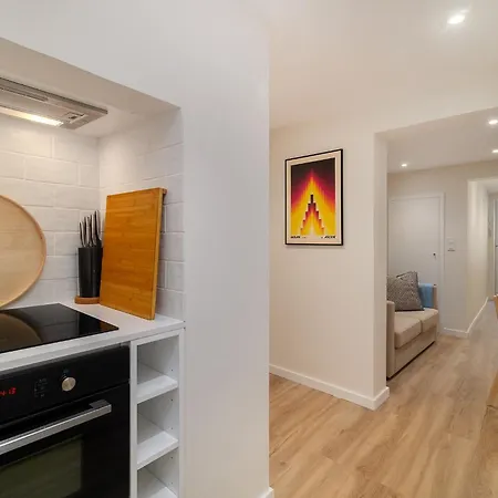 Whome Old Town Flat With A Modern Touch