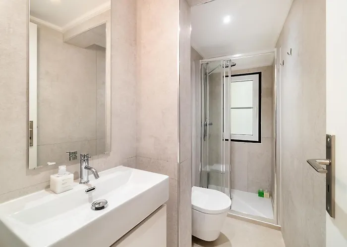 Whome Old Town Flat With A Modern Touch * 리스본