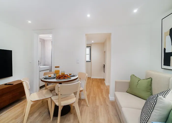 아파트 Whome Old Town Flat With A Modern Touch