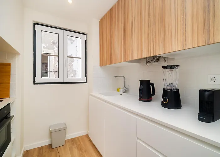 Whome Old Town Flat With A Modern Touch 리스본