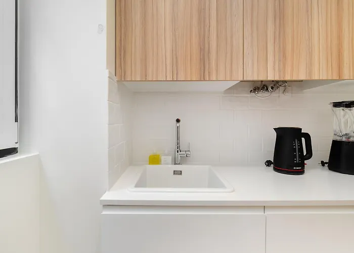 Whome Old Town Flat With A Modern Touch 아파트