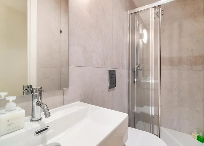 Whome Old Town Flat With A Modern Touch Appartement